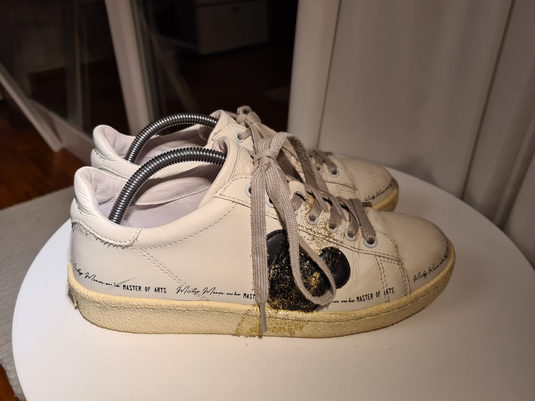 Damenschuhe: Sneaker von MOA Master weiss/gold/schwarz Gr. 38 – Gebraucht aus Wettswil von urs_c9n7