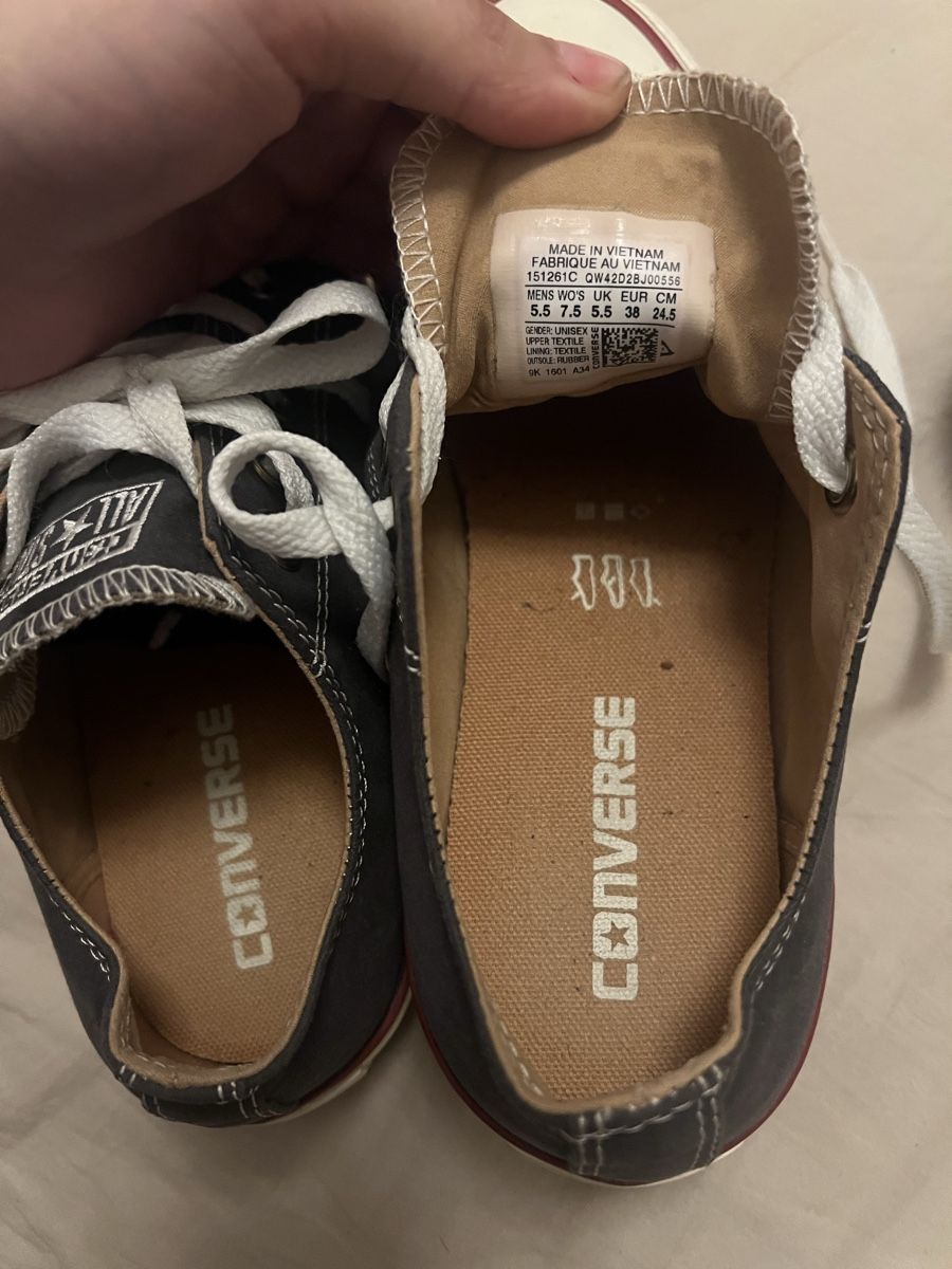 Converse Chaussures hommes: Baskets Converse Chuck Taylor basse T. 38 – D'occasion à Genève par Lyn_moon 4