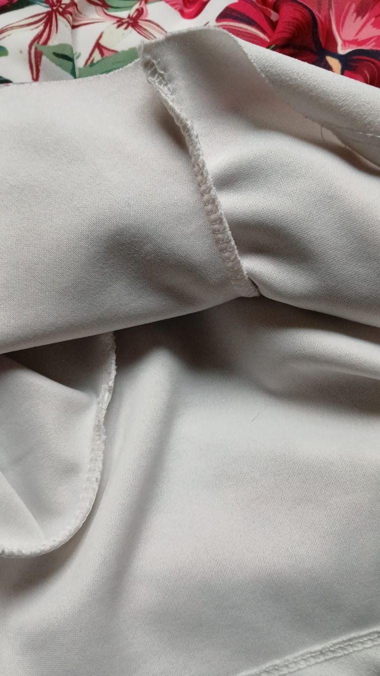 Vestiti: Robe longue fleurie – Usato da Rüthi (Rheintal) venduto da zit_y7br 3