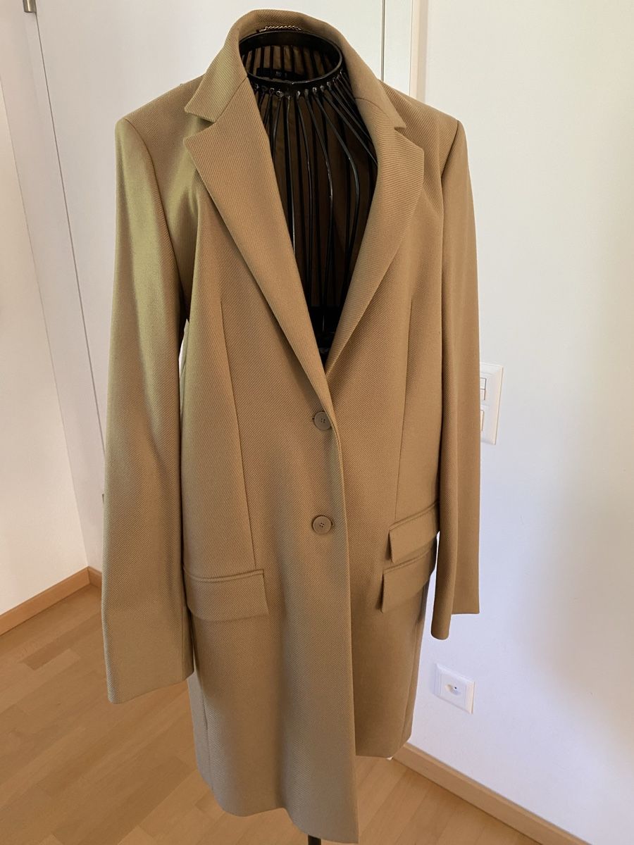 Hugo Boss Mäntel: Trench donna Hugo Boss – Gebraucht aus Novazzano von ige_cwq5