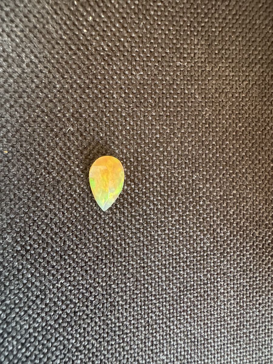 Edelsteine: Äthiopischer Opal 0.85ct – Neu und originalverpackt aus Wängi von Horus90 3