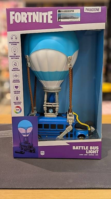 Statuette: Lampada diorama Fortnite Battle Bus  – Usato da S. Antonino venduto da UPSTORE