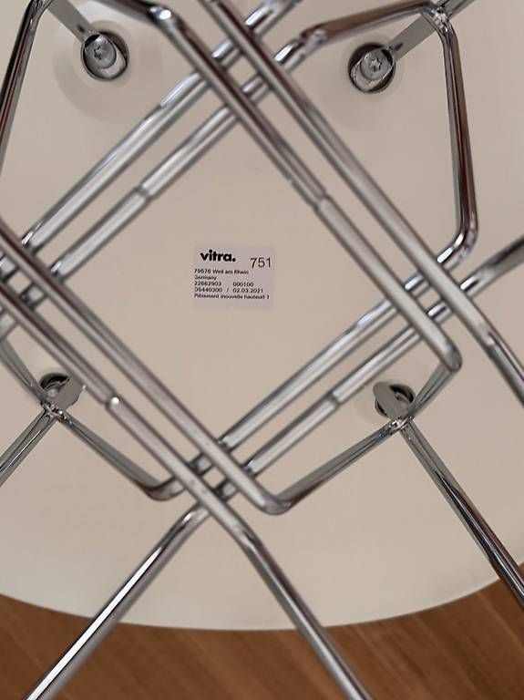 Chaises: Original Eames Sidechair von Vitra Weiss – D'occasion à Zürich par melaniec. 3