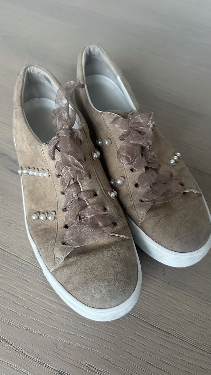 Kennel + Schmenger Damenschuhe: Kennel & Schmenger Sneaker Grösse 38,5 – Gebraucht aus Richterswil von diamondwoman