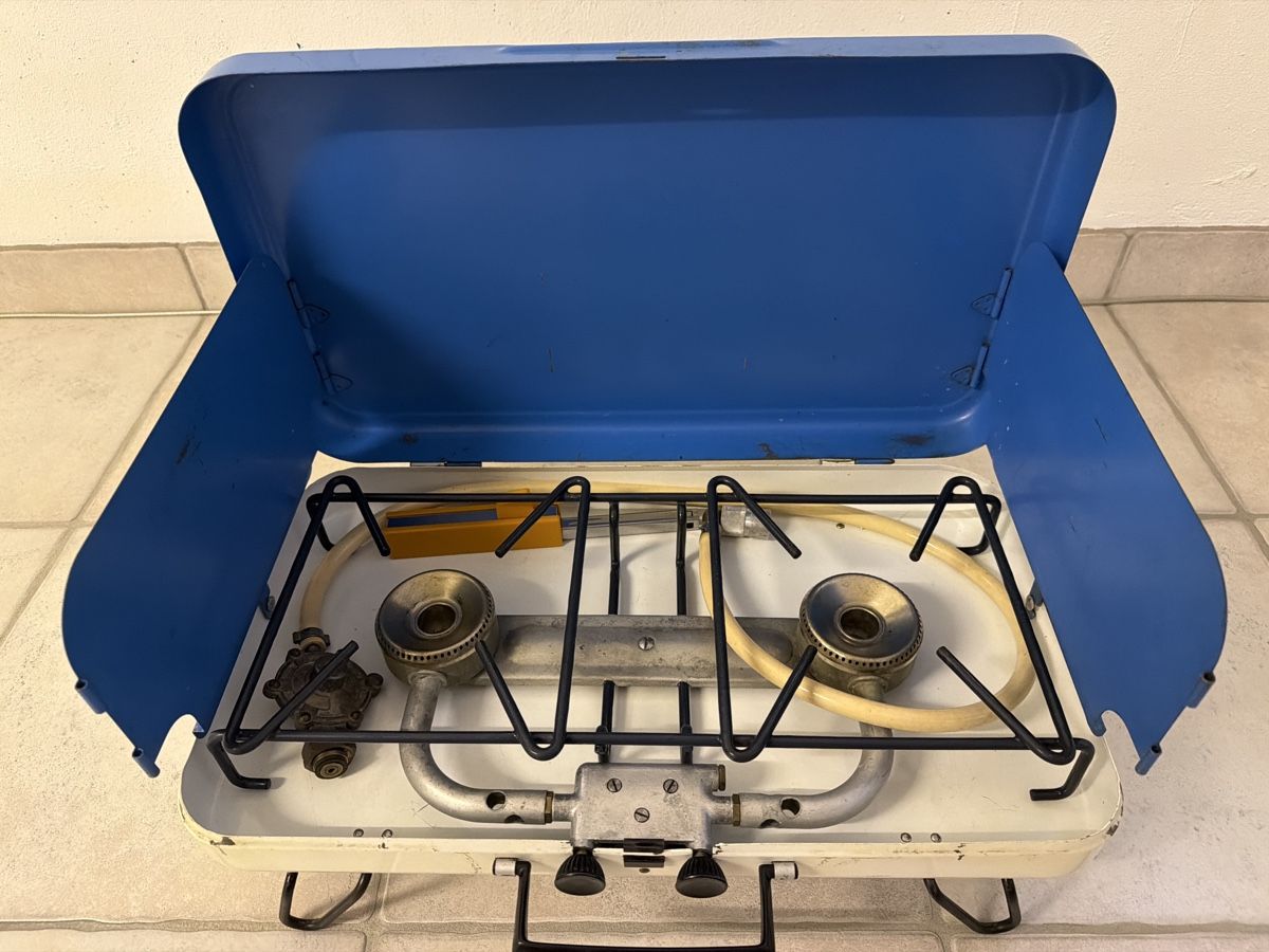 Cucine: Réchaud Camping gaz à 2 feux – Usato da St-Sulpice VD venduto da aviron