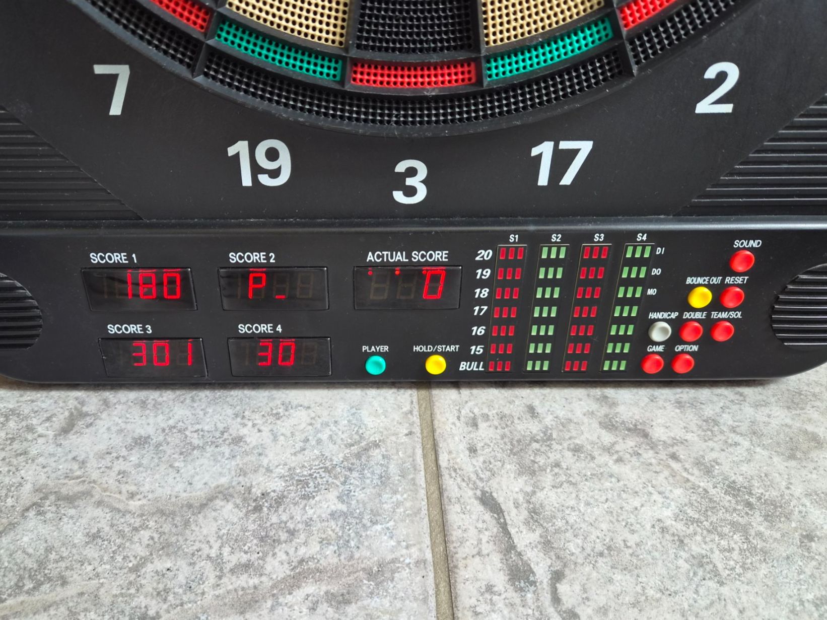 Tiro con l'arco: Smartness elektronische Dartscheibe – Usato da Kreuzlingen venduto da LeslieBar 1