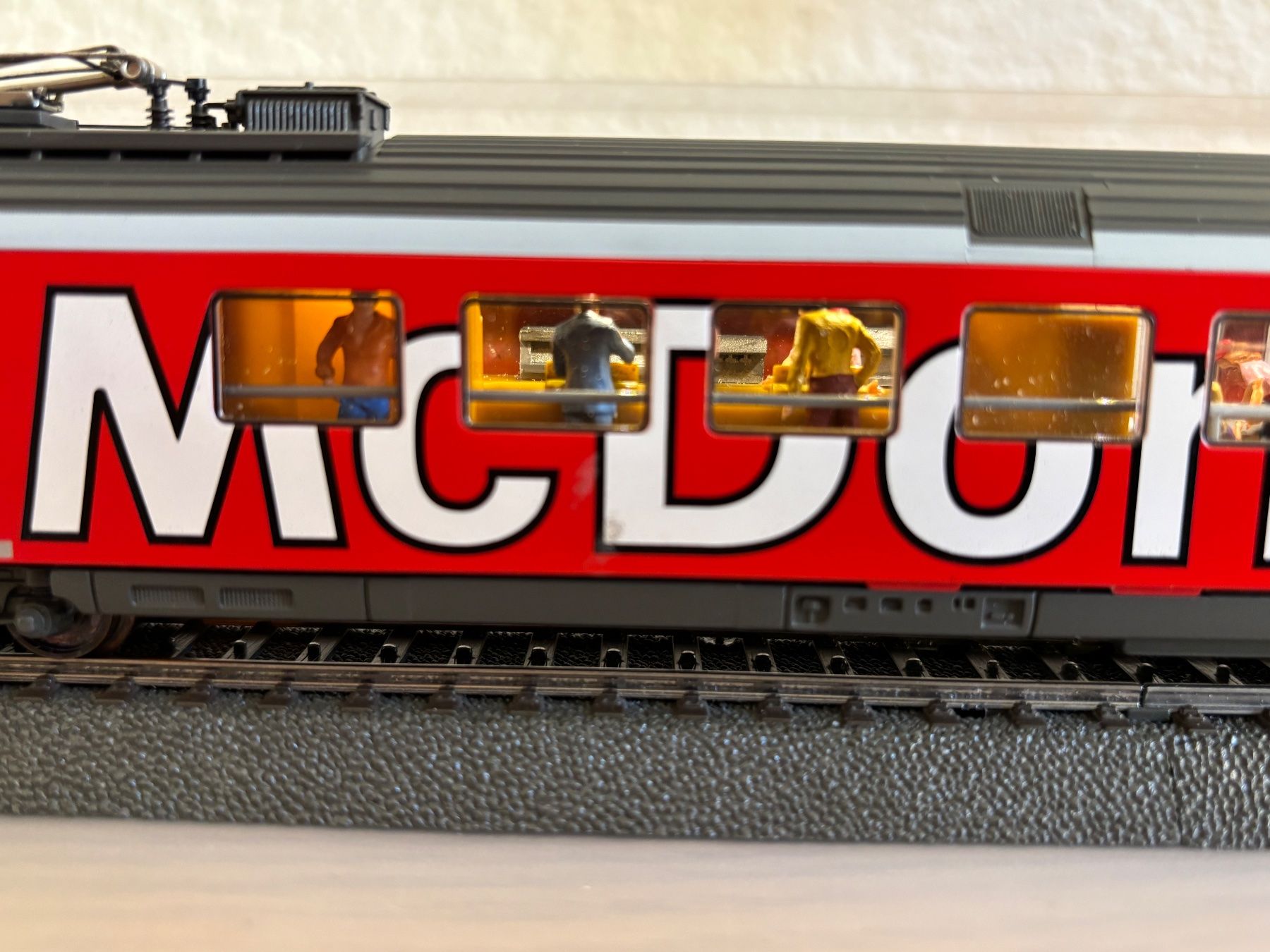 HAG 鉄道模型 McDonald'sロゴ入り Mc Donalds Speisewagen von HAG (Gebraucht) in Glis für CHF 47