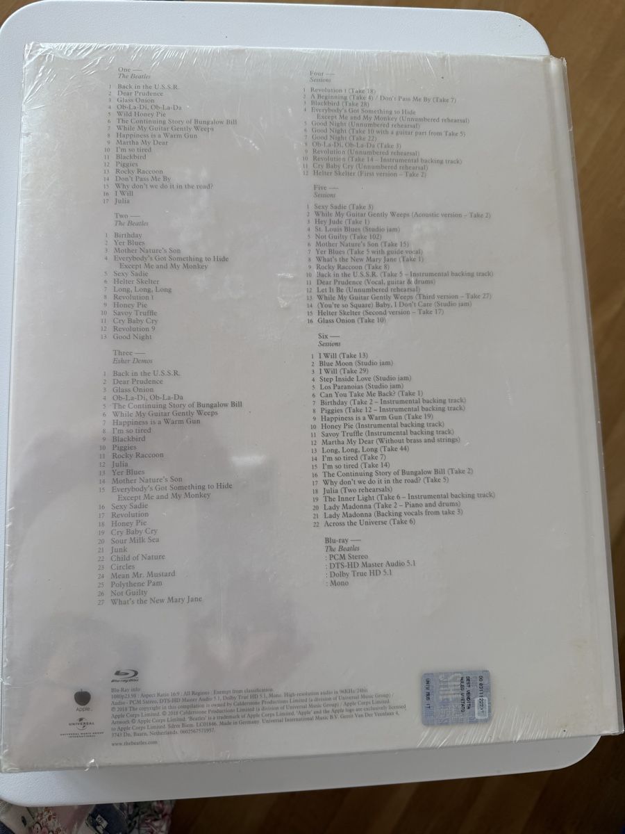 CD: The Beatles - Anniversary Edition, 6CD:Blu-Ray, OVP – Nuovo (secondo la descrizione) da Schaffhausen venduto da Sonne25 2