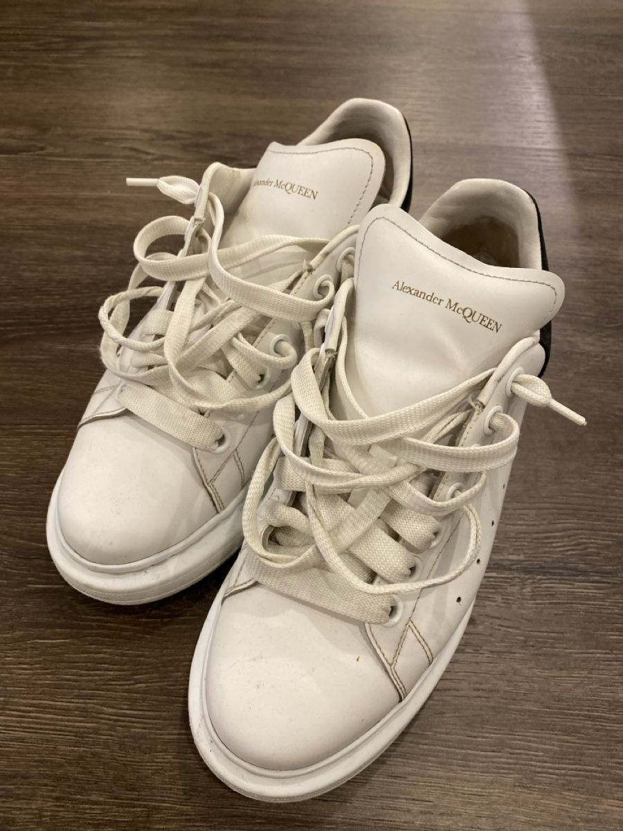 Alexander Mcqueen Scarpe da uomo: Alexander McQueen Oversized Sneaker Gr. 39.5 – Usato da Itingen venduto da Monschi5