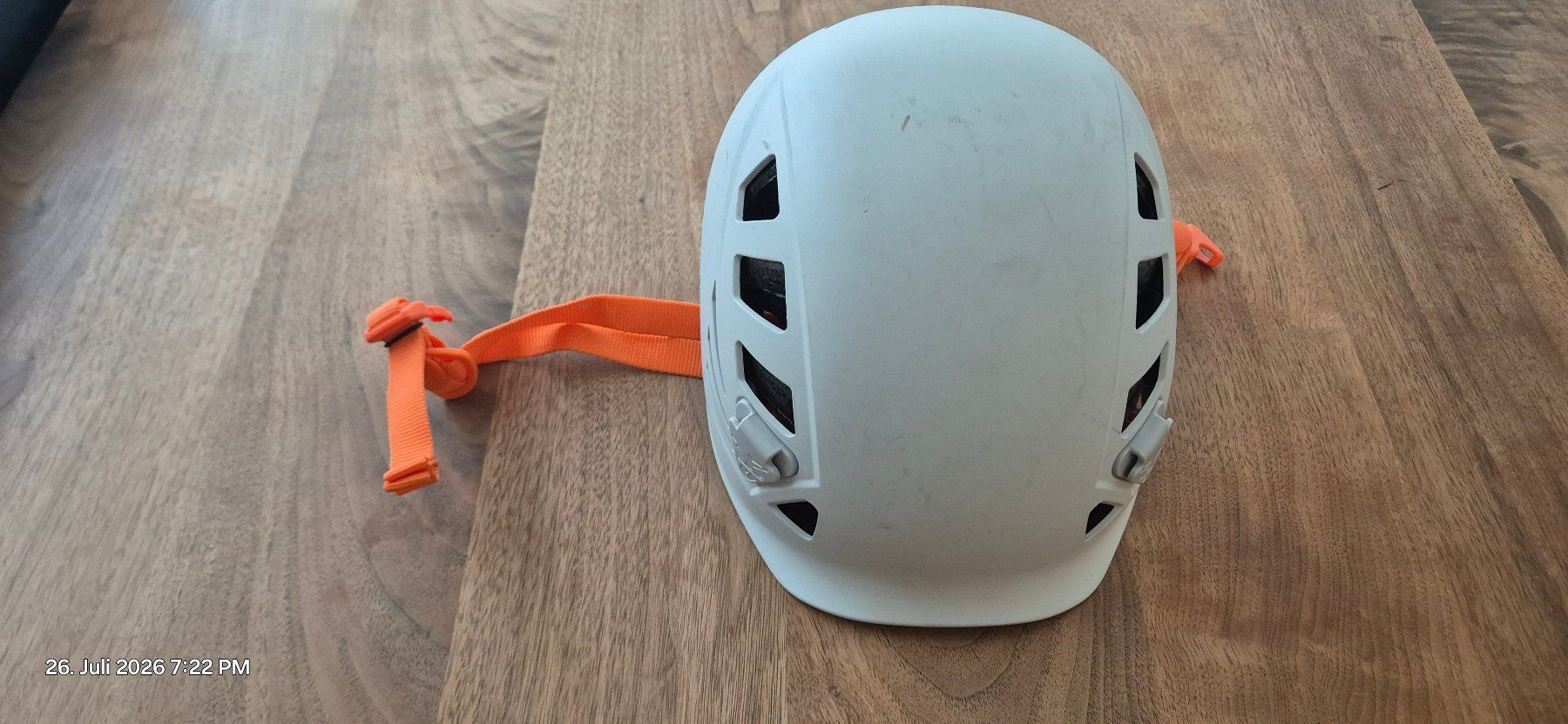 Helme: Kletterhelm Simond Grösse S – Gebraucht aus Emmenbrücke von loeschi01 1
