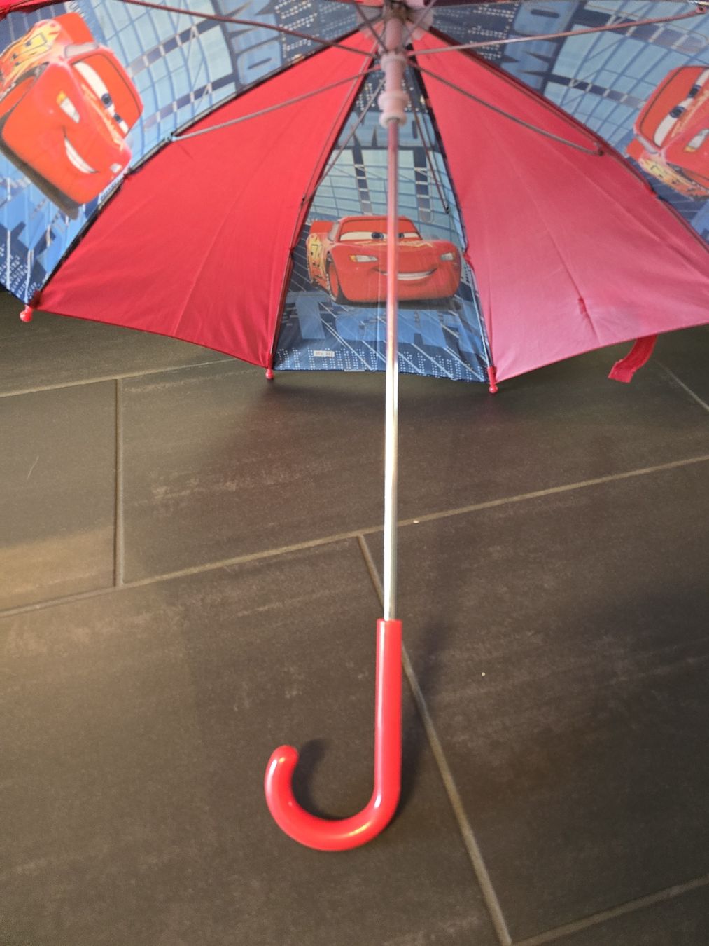 Altro per bambini: Kinder Regenschirm "Cars" – Usato da Unterentfelden venduto da Panda-87 1