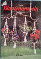 Neue Blumenampeln in Makrameetechnik von Inge Walz