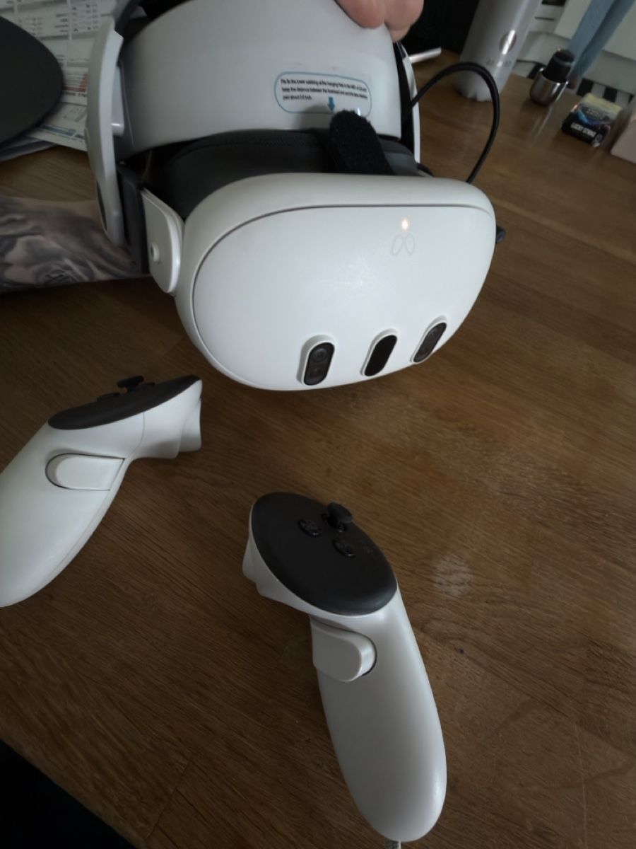 Meta Casco VR: Meta Quest 3 VR-Brille inkl. Controller – Nuovo (secondo la descrizione) da Neuendorf venduto da Jxm1e