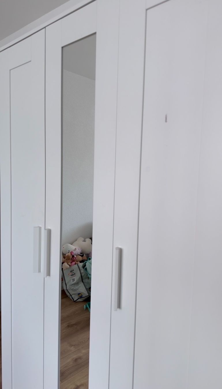 Ikea Guardaroba: IKEA Kleiderschrank – Usato da Frenkendorf venduto da Sua_p8dj 5