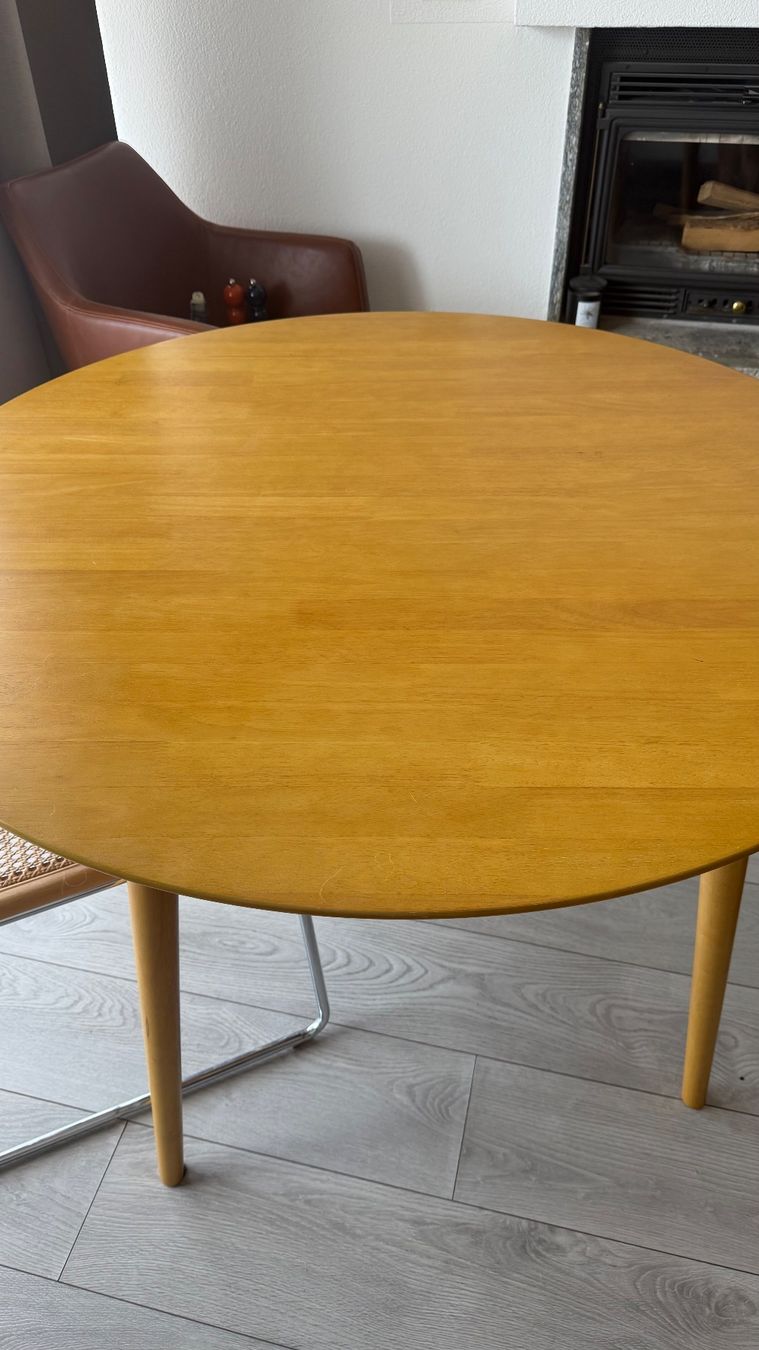 Beliani Tavoli: Dining Table RADAN Light Wood 110 cm – Usato da Lugano venduto da pokezaar 4