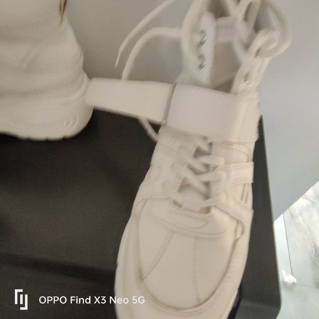 Scarpe da donna: Baskets compensées blanches, taille 40 - Tendance! – Usato da La Chaux-de-Fonds venduto da Sam0145 5