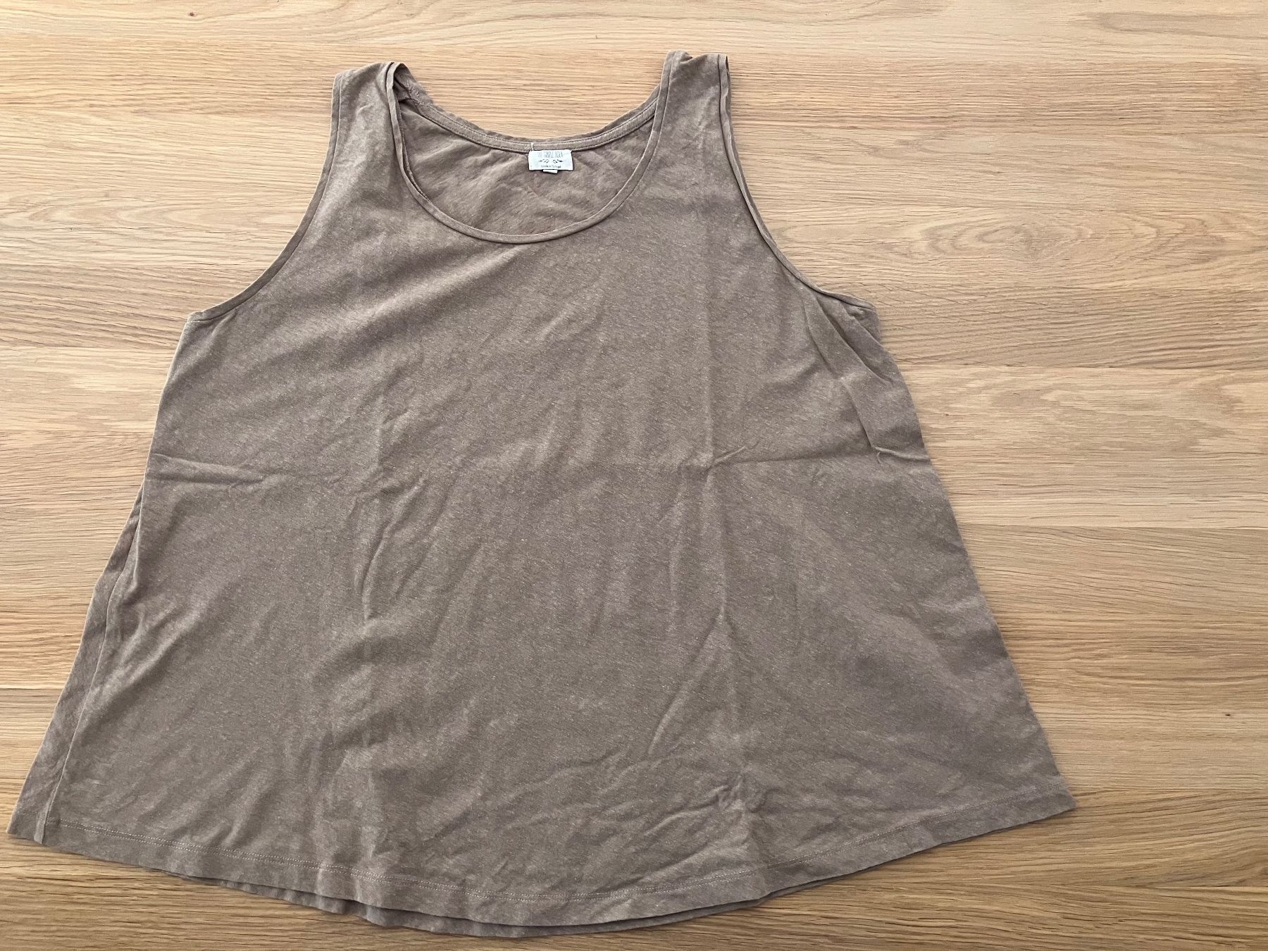 Tops: Top von The simple folk, Grösse M – Gebraucht aus Oberlunkhofen von Nuemmiis