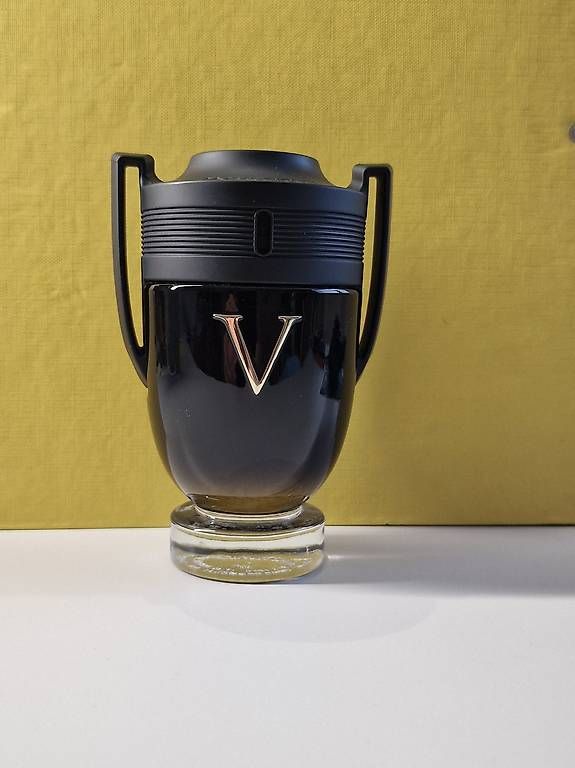 Paco Rabanne Profumi & Eau de Toilette: Paco Rabanne - Invictus Victory – Usato da Thundorf venduto da elsimpatico