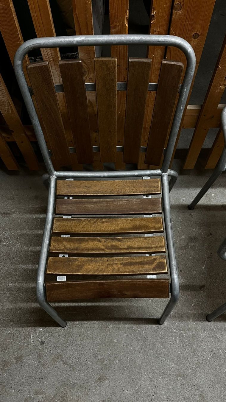 Chaises: 2Stk. massive Outdoor Stühle – D'occasion à Uster par KarlZH 1