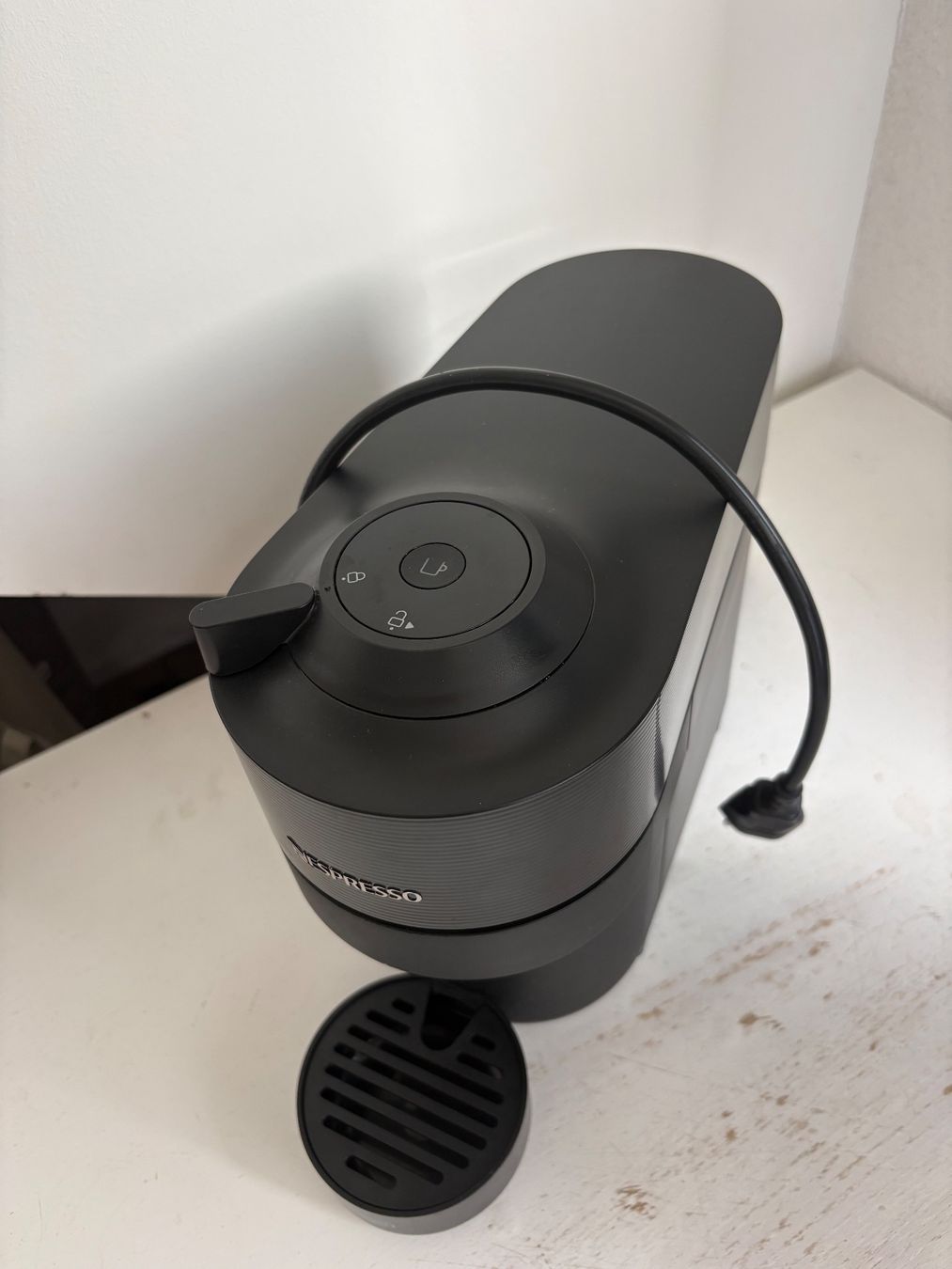 Nespresso Macchine per caffè & Macchine per espresso: Nespresso Vertuo - Coffee Machine – Nuovo (secondo la descrizione) da Neuchâtel venduto da mol_2282 2