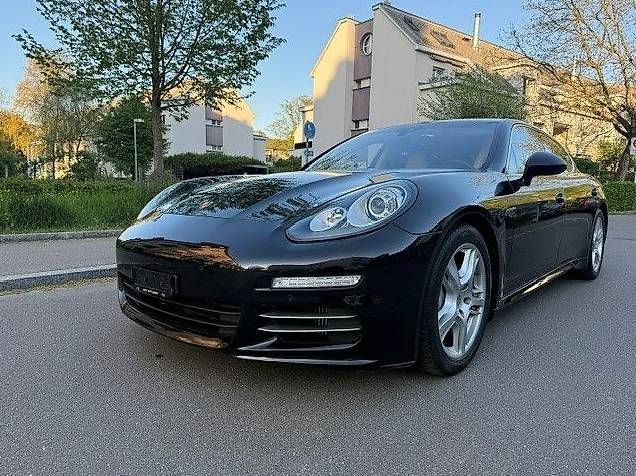 Automobili: Porsche Panamera 3.0 V6 4S PDK – Usato da Langenthal venduto da Goergens10 1
