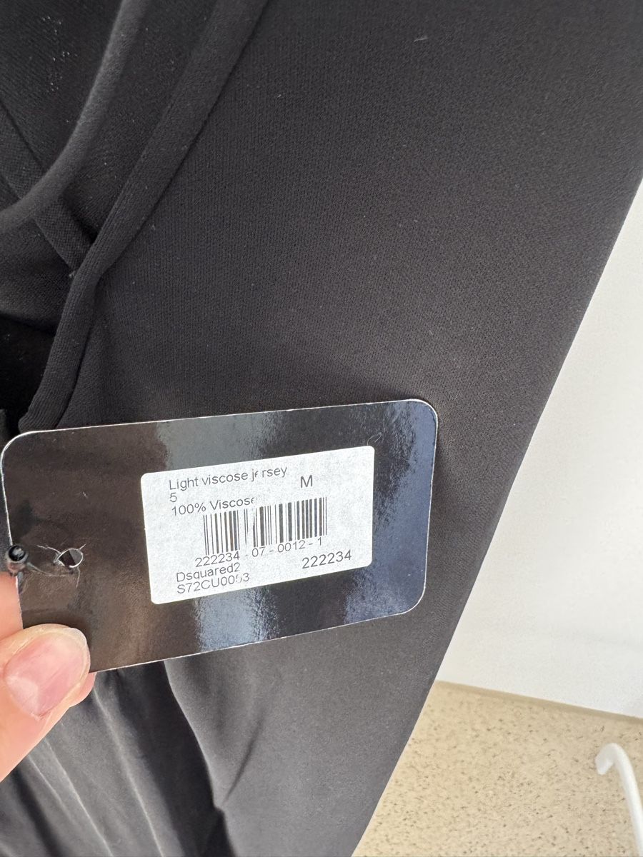 Dsquared2 Vestiti: DSQUARED2 schwarzes Backless Maxi-Abendkleid – Nuovo e nell'imballaggio originale da Zürich venduto da di_archive 6