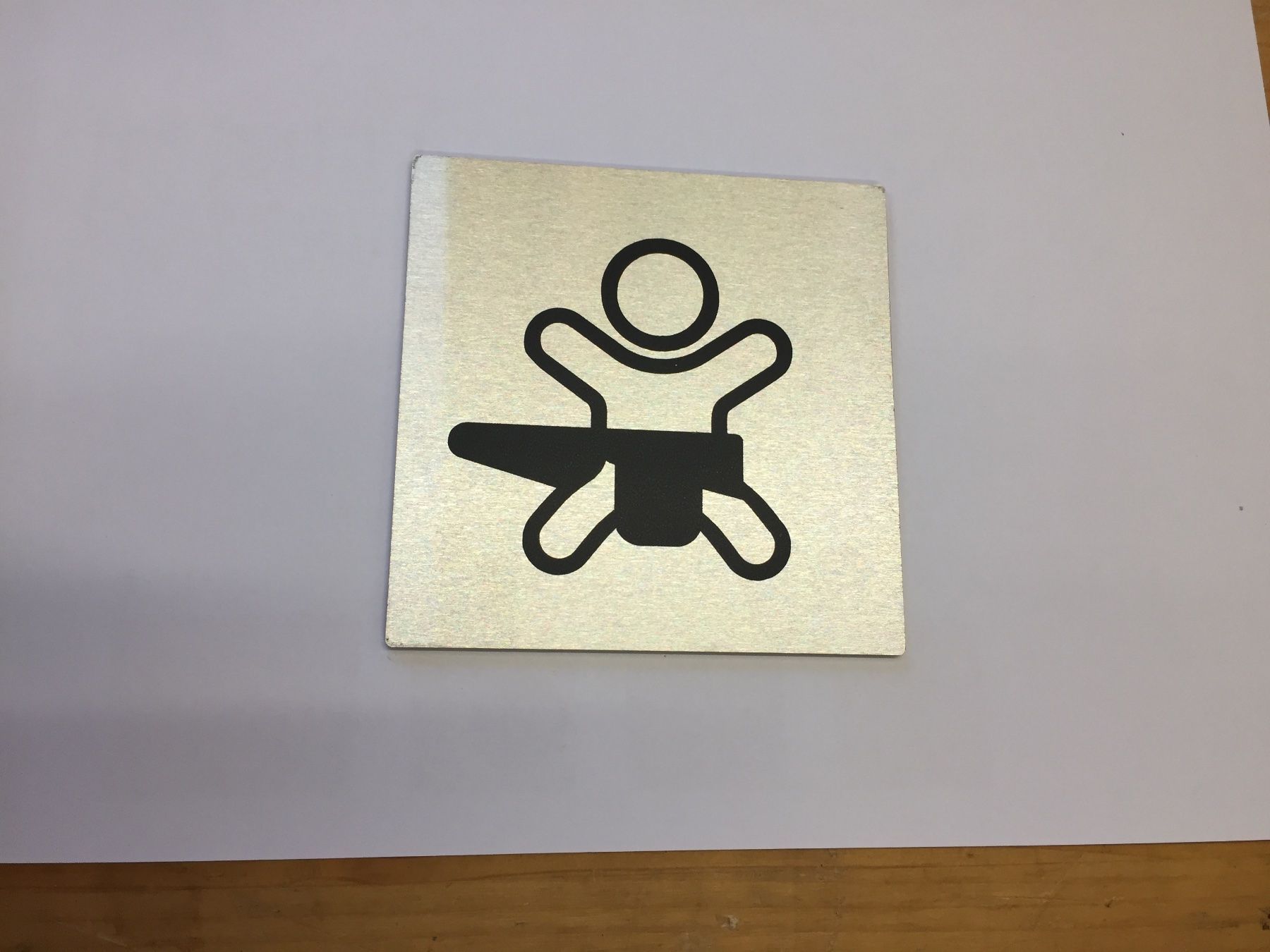 Fasciatoi & Accessori: Wickeltisch - Schild – Usato da Spiez venduto da hinbieger