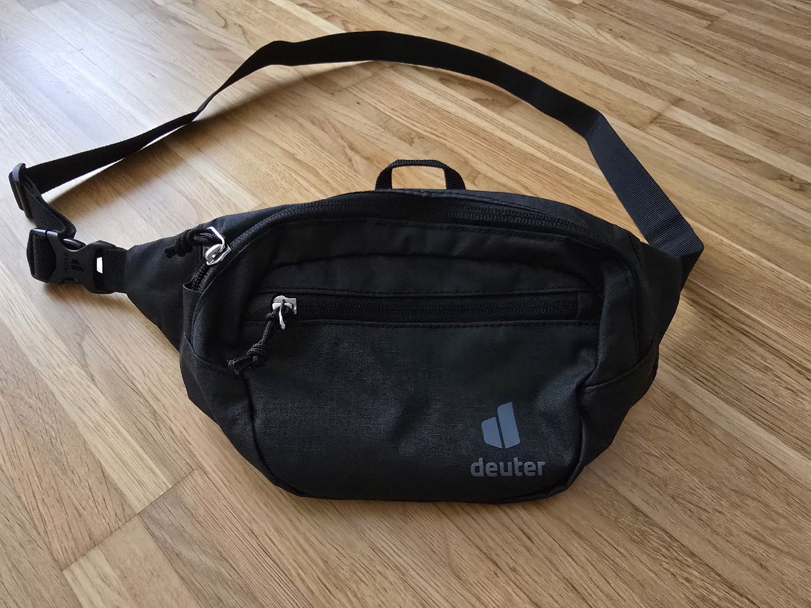 Deuter Sacs: Deuter Gürteltasche, neu, Schwarz – Neuf avec emballage d'origine à Herisau par yellowsunflower1988