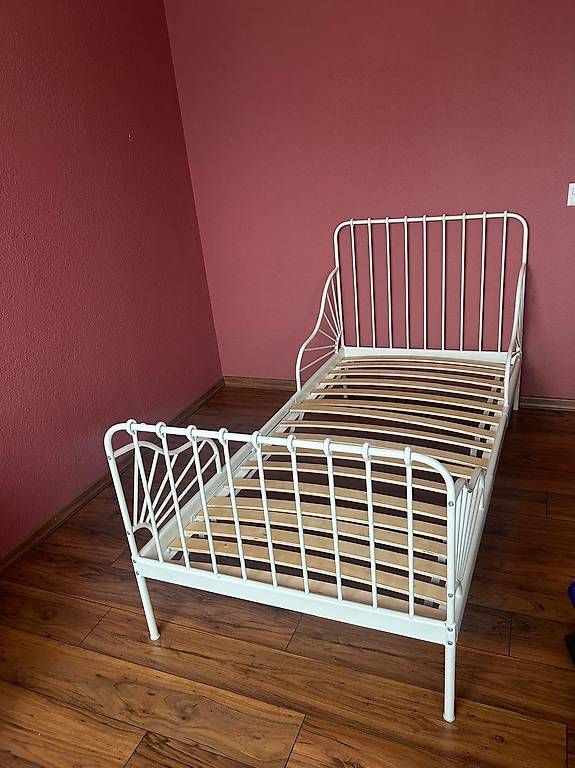 Ikea Letti: LIT Ikea extensible + Sommier + Matelas – Usato da La Chaux-de-Fonds venduto da Pro.Marco2300 1