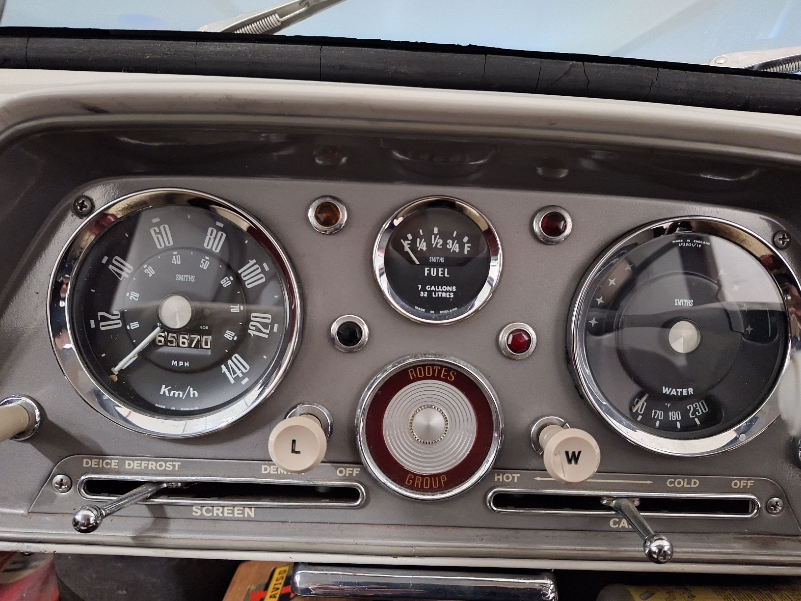 Autos: Hillmann Minx 1960 Englischer Klassiker/ Youngtimer/Oldtimer – Défectueux à Schinznach Bad par Polo130 3