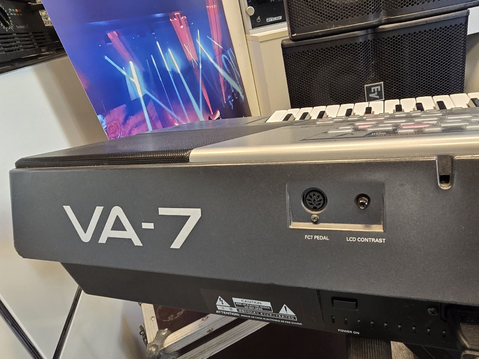 Roland Musikinstrumente: ROLAND VA-7 V-Arranger Keyboard – Gebraucht aus Zürich von Roy-Events-Zurich 7