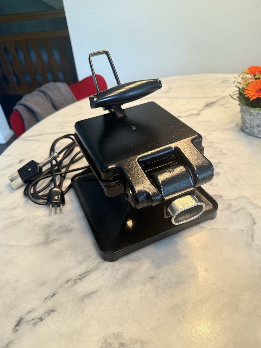 Maxim Elettrodomestici da cucina: Antike Waffelmaschine, Maxim – Usato da Aarburg venduto da Yula24 4