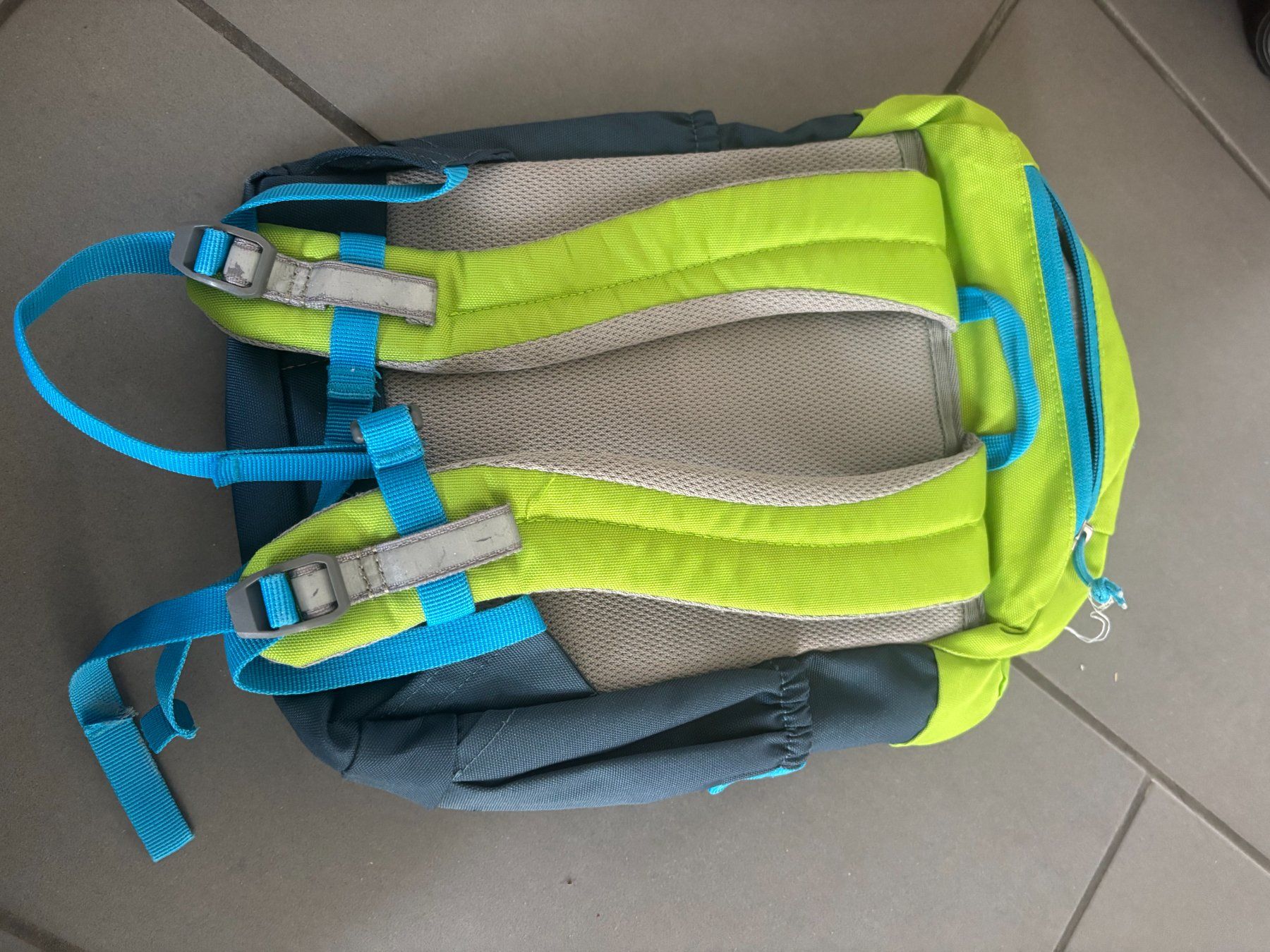 Deuter Borse & Zaini: Deuter Kinderrucksack – Usato da Stüsslingen venduto da ascabatjo 1