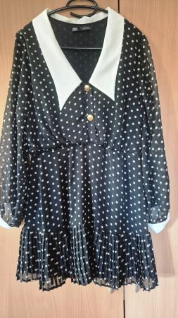 Elegantes Zara Kleid mit Pünktchenmuster, Grösse L, neu!