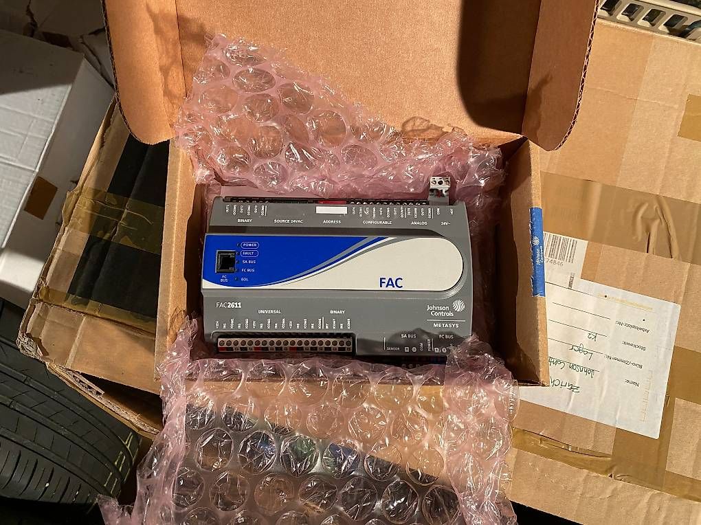 Modellini di ferrovie: Johnson Controls MS-FAC2611-0 – Usato da Schwanden-Brienz venduto da Belvedere_