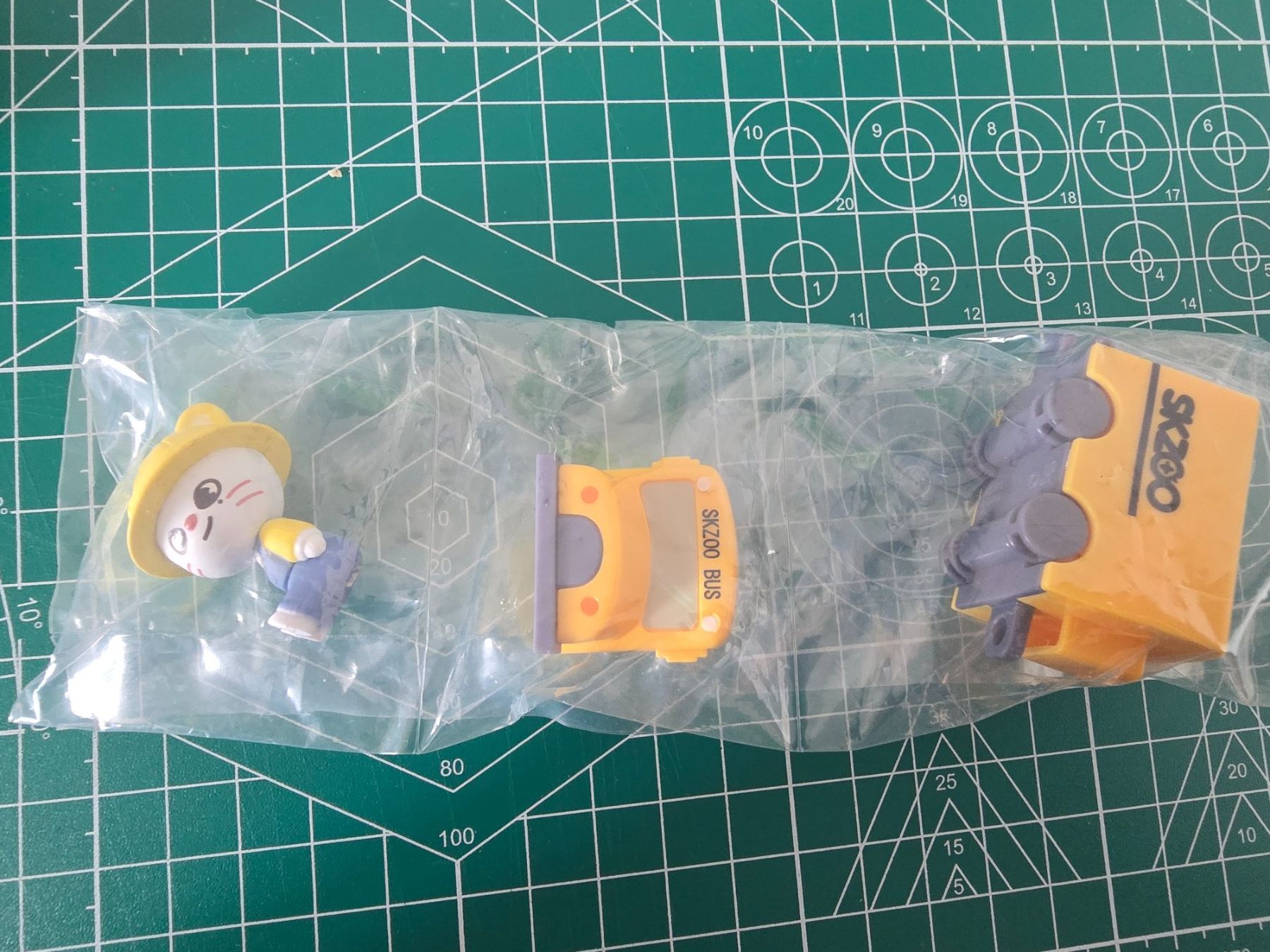 Statuette: stray kids skzoo bus gatcha – Usato da Neuchâtel venduto da mag_q5kc