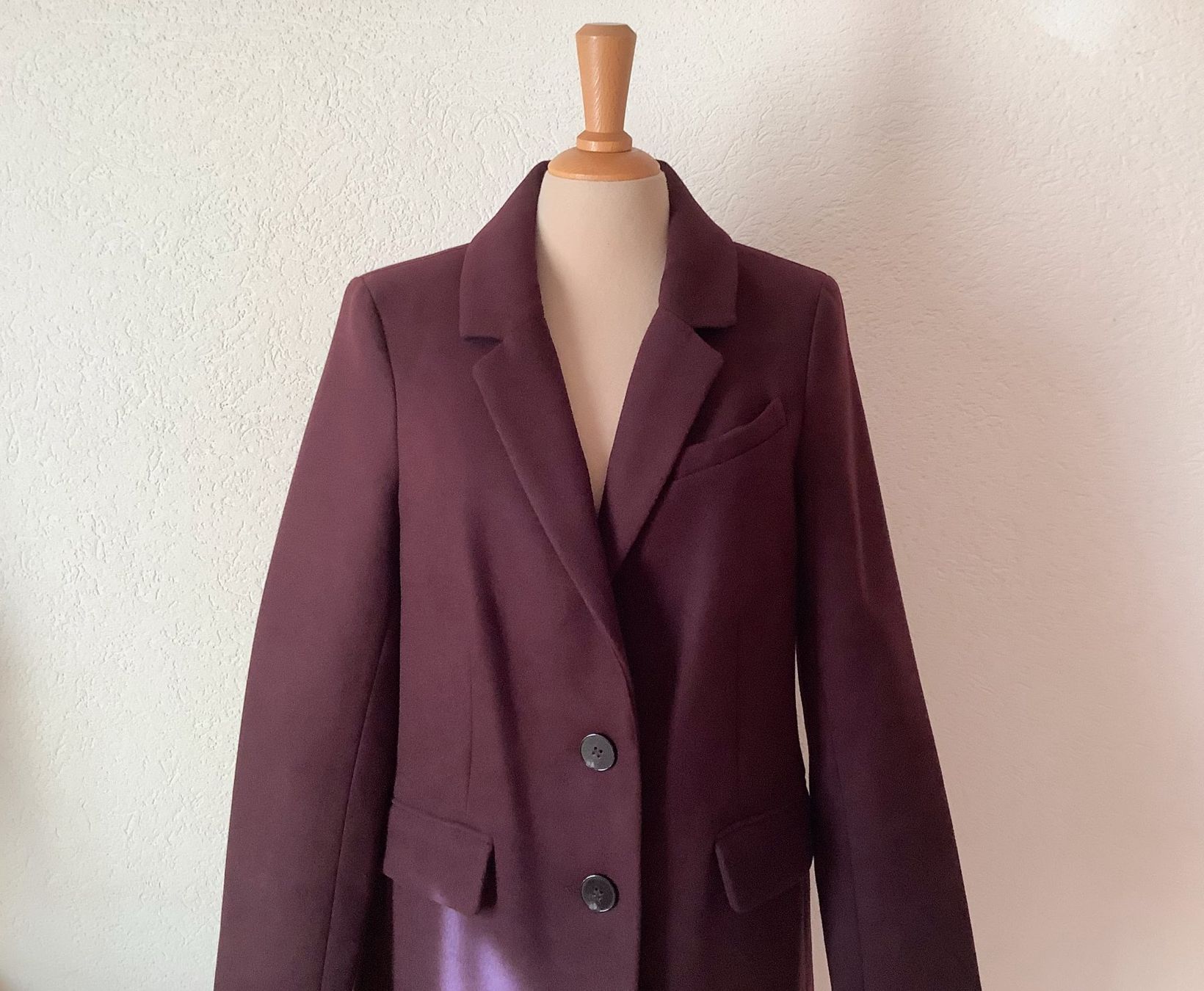Cappotti: NEW Warehouse Burgundy Winter Coat 36 – Nuovo e nell'imballaggio originale da Founex venduto da sweetcouture 1