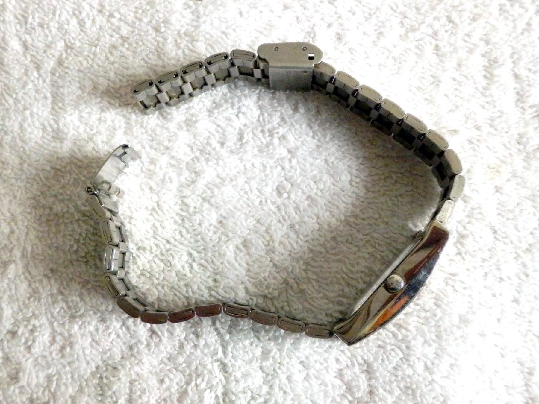 Montres: Watch Outi, Quartz, 19 x 33mm, Damen – D'occasion à Ueberstorf par dinbau 2