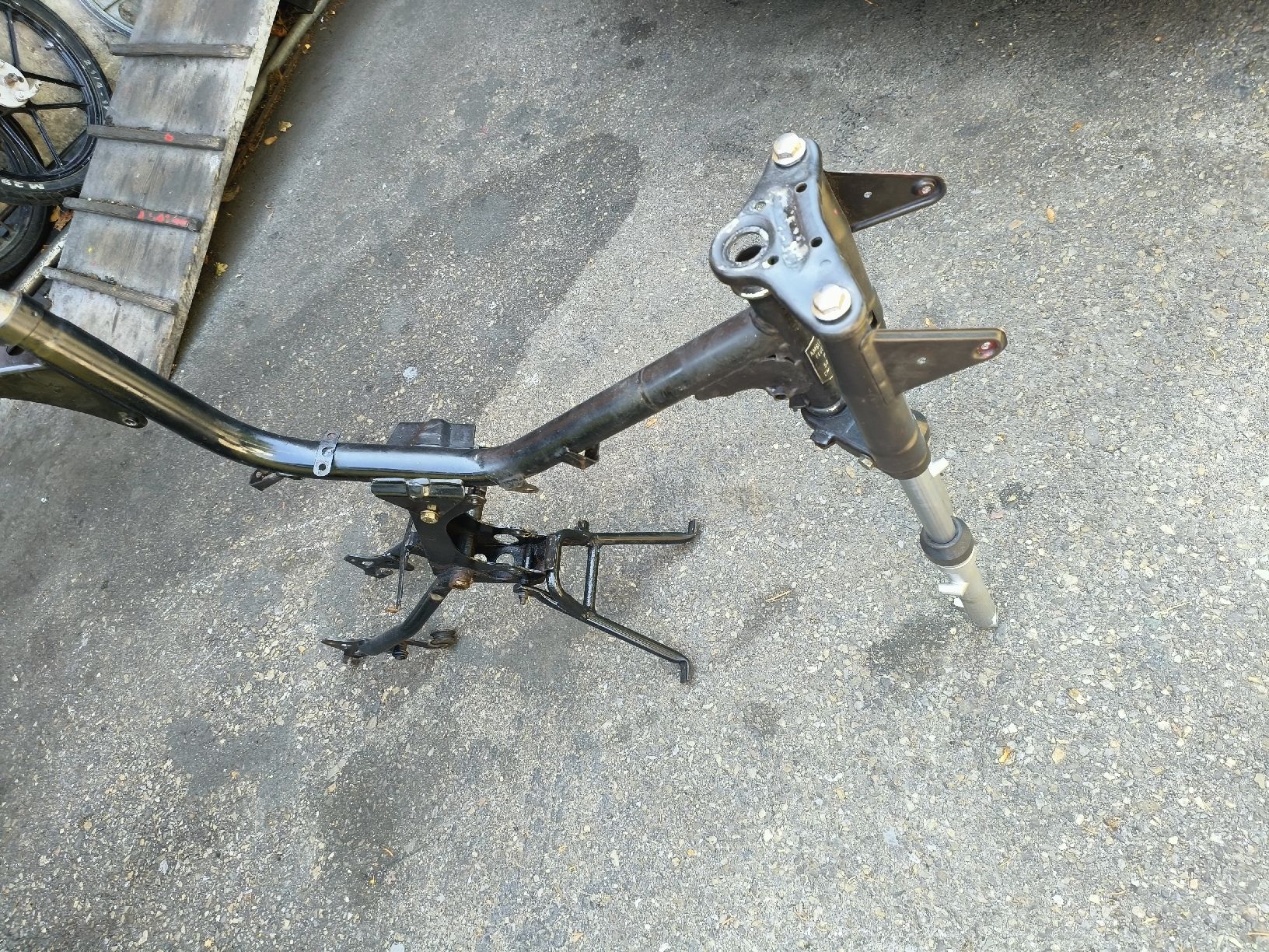 Pony Pièces pour mobylette: Pony Sachs Rahmen.Ohne  Ausweis – D'occasion à Fulenbach par Elektronik 2