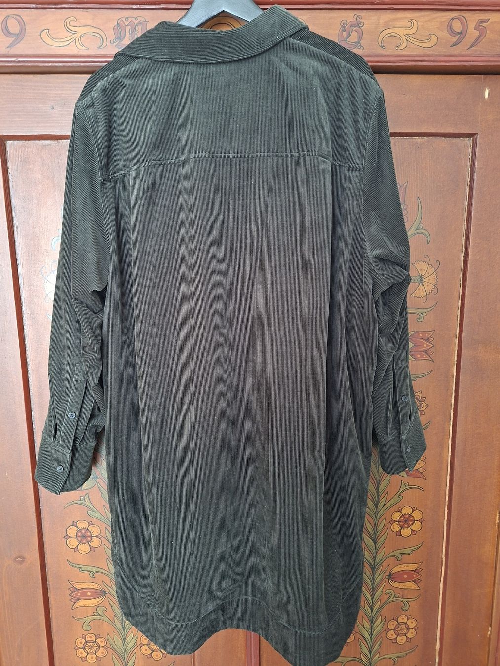 Cos Vestiti: Cord Kleid von COS – Usato da Malters venduto da pat_p26z 1