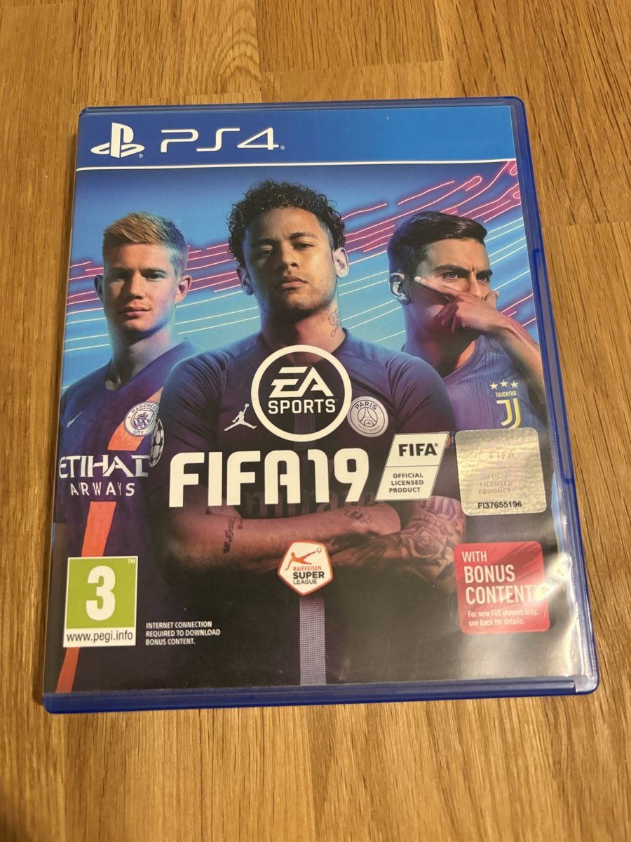 Spiele: FIFA 19 für PS4 – Gebraucht aus Giubiasco von Tiberius