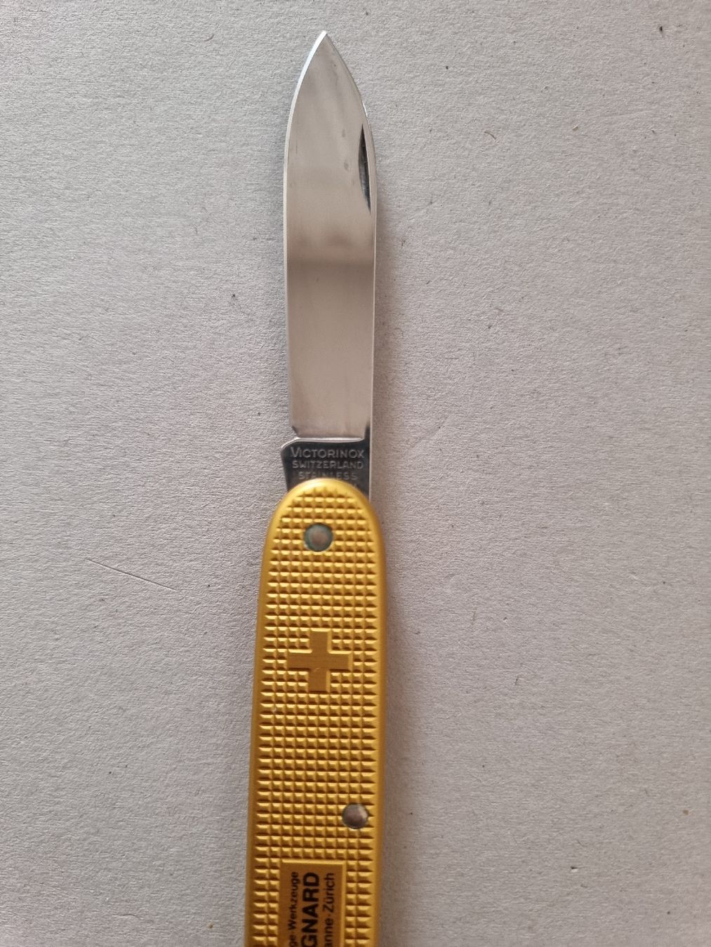 Victorinox Couteaux de poche: Victorinox Taschenmesser – D'occasion à Olten par Mezopotamya 2