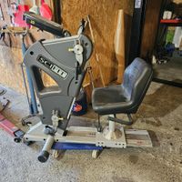 Hometrainer für Beine und Arme