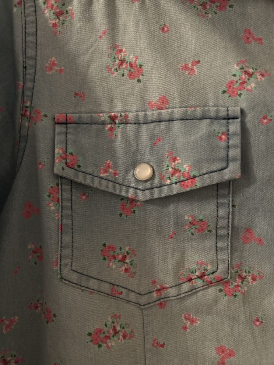 Camicette: Jeanshemd mit Blumenmuster – Usato da Magden venduto da ctw_mp7b 2