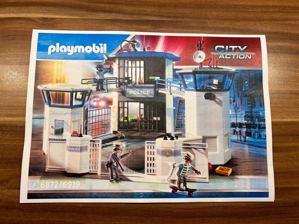playmobil-polizei-kommandozentrale-mit-gef-ngnis-6872-gebraucht-in