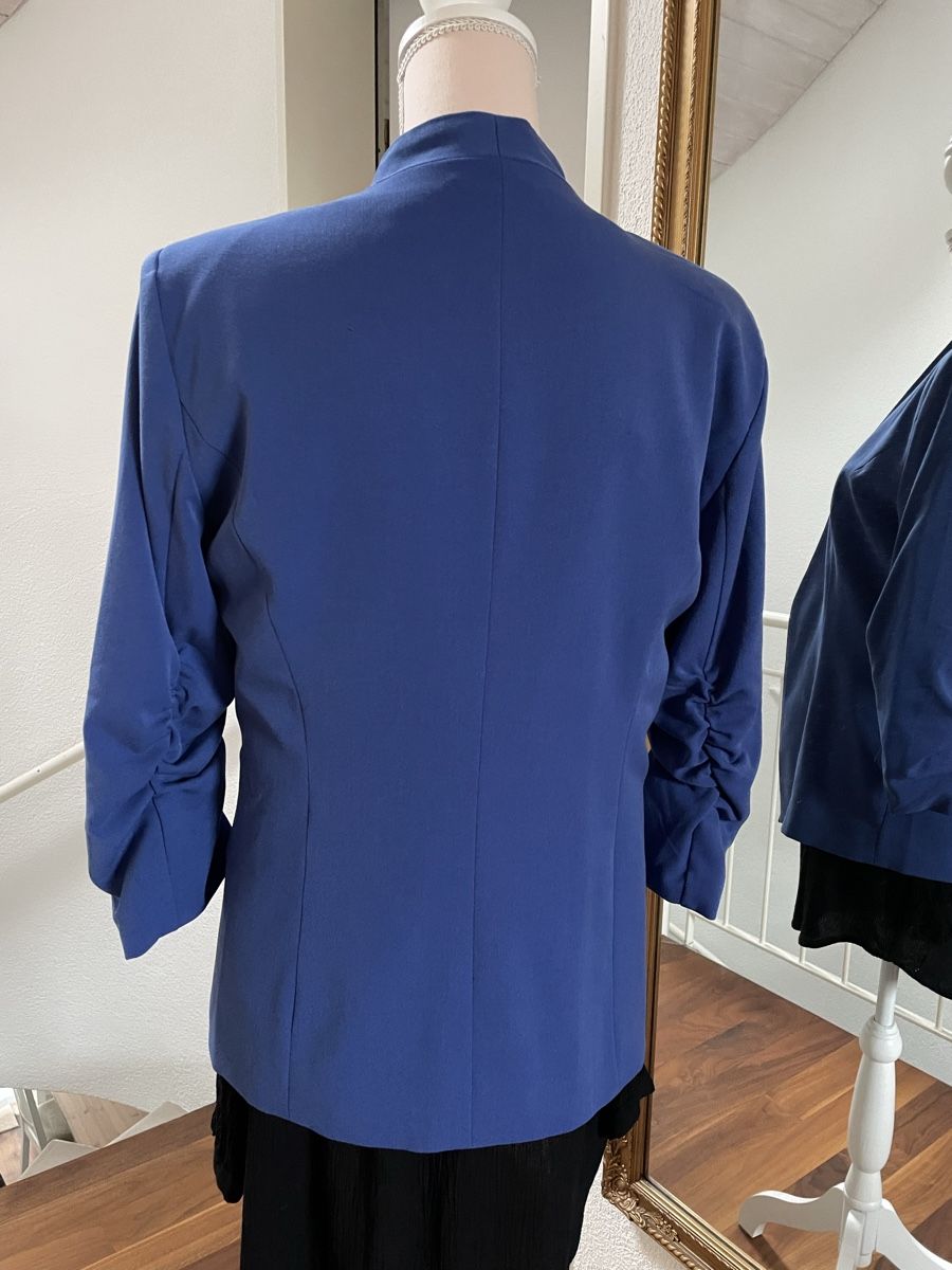 Vila Giacche: Blazer blau Gr. L, neu! – Nuovo (secondo la descrizione) da Fehraltorf venduto da Nadja0205 1
