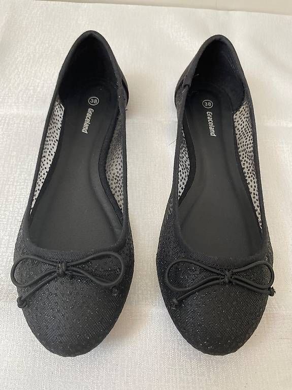 Graceland Scarpe da donna: schwarze Ballerinas mit Netzstoff Gr. 38 – Nuovo (secondo la descrizione) da Hausen AG venduto da corinne_g