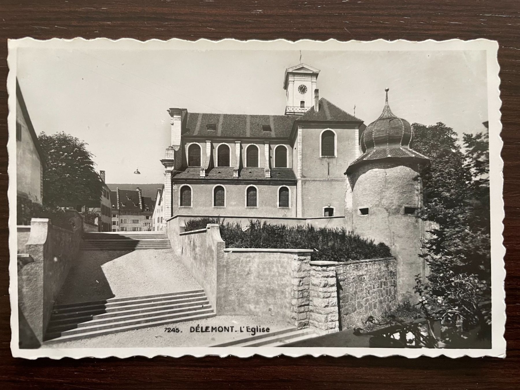 Cartoline postali: DELÉMONT L'Eglise – Usato da Wald ZH venduto da TLILEF