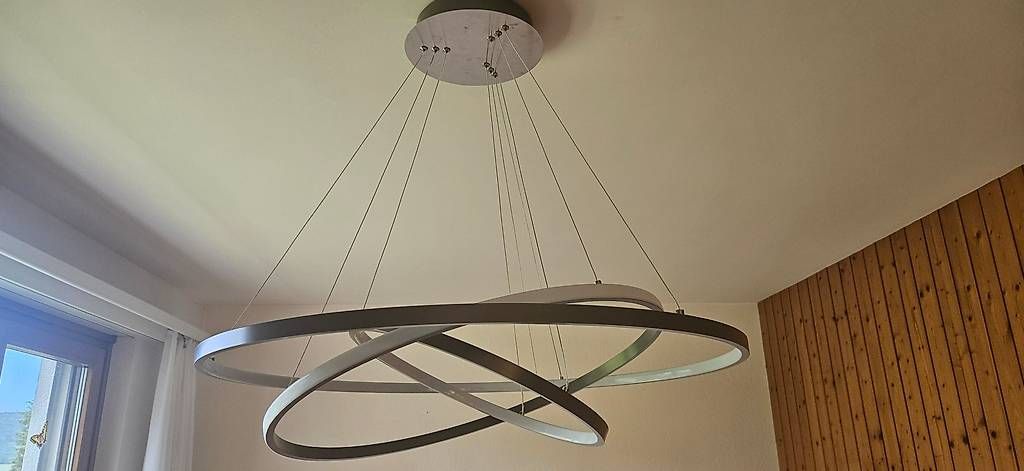 Kronleuchter & Deckenlampen: LED-Esszimmerlampe – Gebraucht aus Einsiedeln von schneerakete