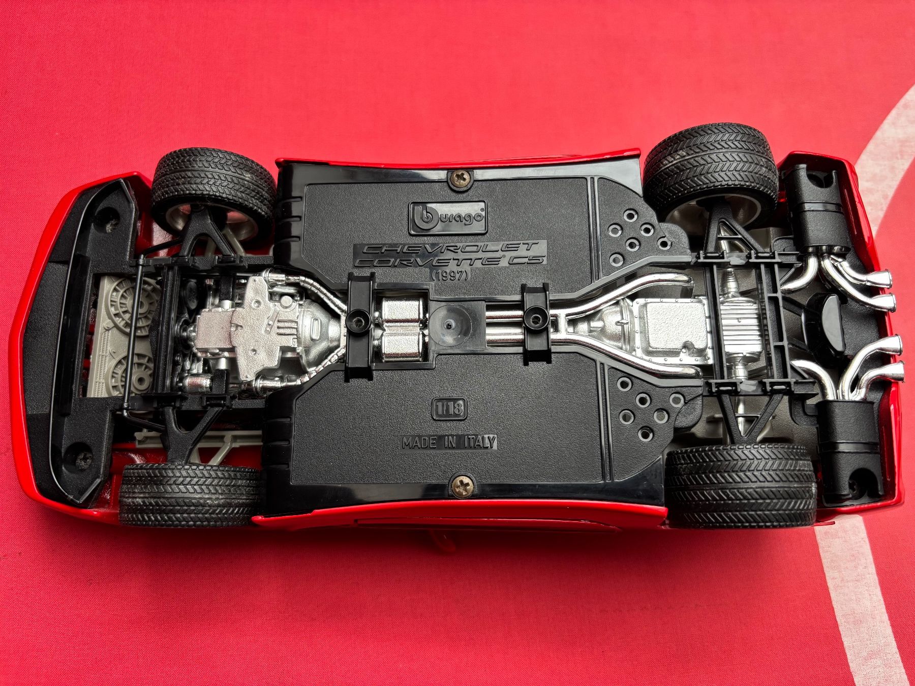 Chevrolet Modellini d'auto: Burago 1/18 Chevrolet Corvette 1997 – Usato da Balsthal venduto da Uroby 4
